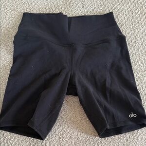 ALO Yoga Women's Black high waist shorts